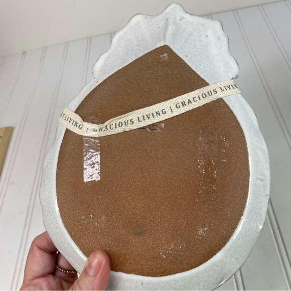 SoHa Living White Ceramic pineapple cheese plate and knife - Picture 6 of 7